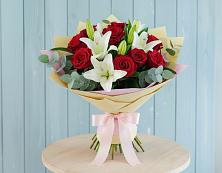 Букет цветов из:  Лилии и Розы в Митрофановке