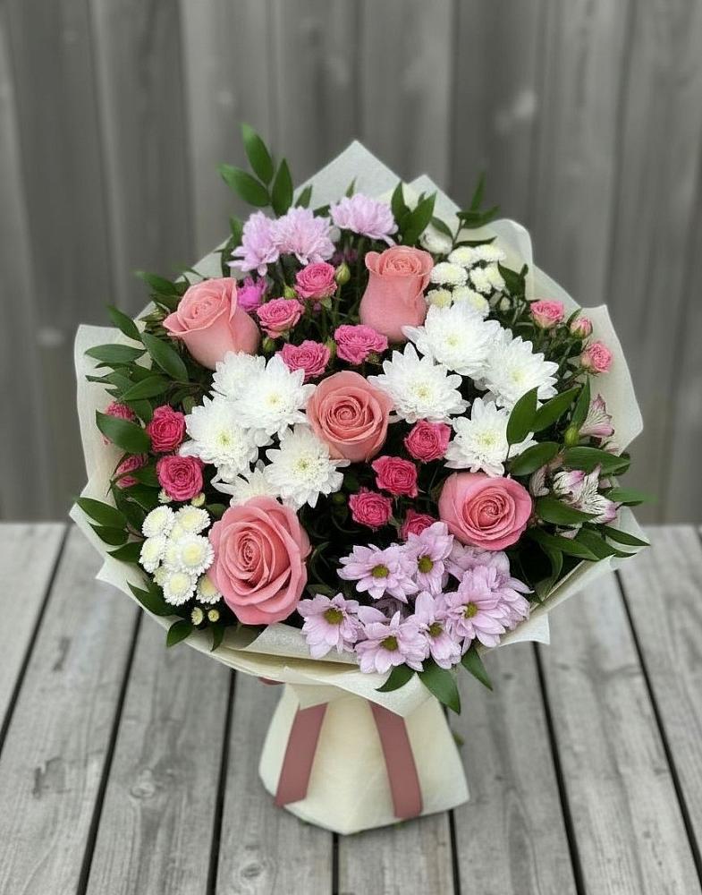 Букет цветов из: Альстромерии, Гвоздики, Розы и Хризантемы в Митрофановке