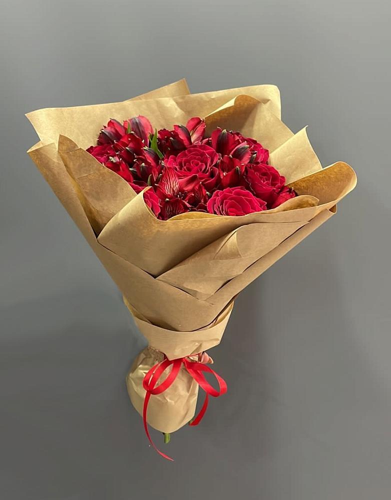 Букет цветов из: Альстромерии и Розы в Митрофановке