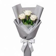Букет 3 белые розы в Митрофановке