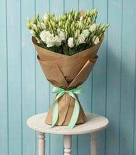 Букет цветов из:  Лизиантусы в Митрофановке