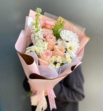 Букет цветов из:  Хризантемы и Розы в Митрофановке