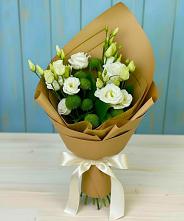 Букет цветов из:  Хризантемы и Лизиантусы в Митрофановке