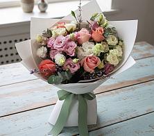 Букет цветов из:  Розы, Лизиантусы и Гвоздики в Митрофановке